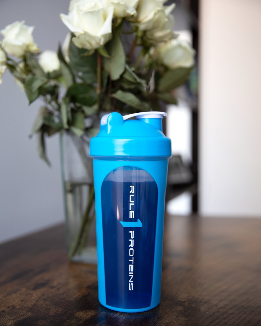 (Quà tặng không bán) Bình lắc thể thao shaker cup Rule 1 800ml