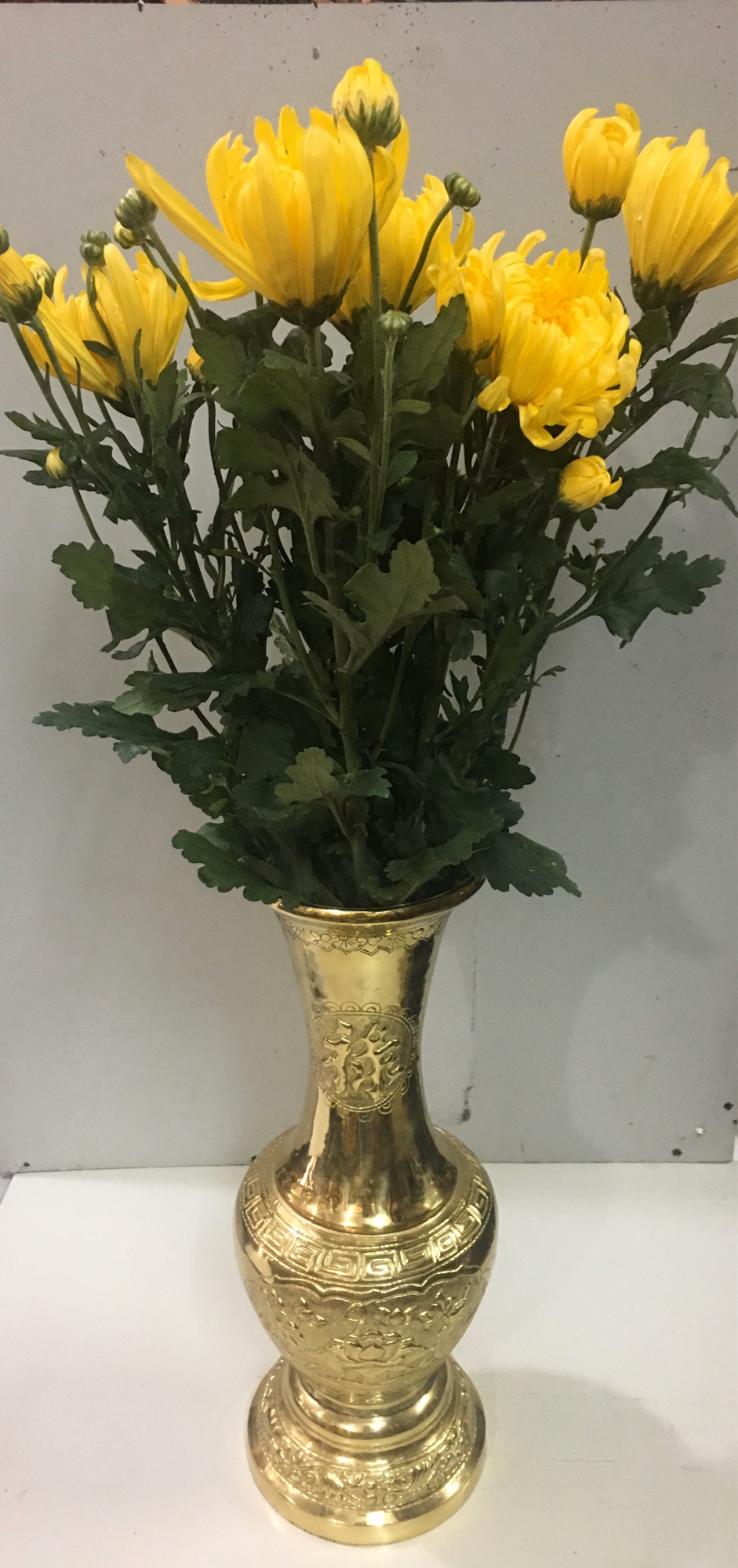 Lọ hoa bằng đồng cao 35cm