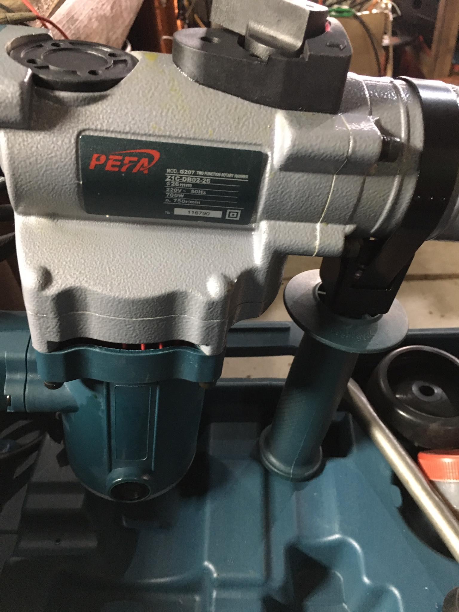 Máy khoan đục bê tông PEFA  G207
