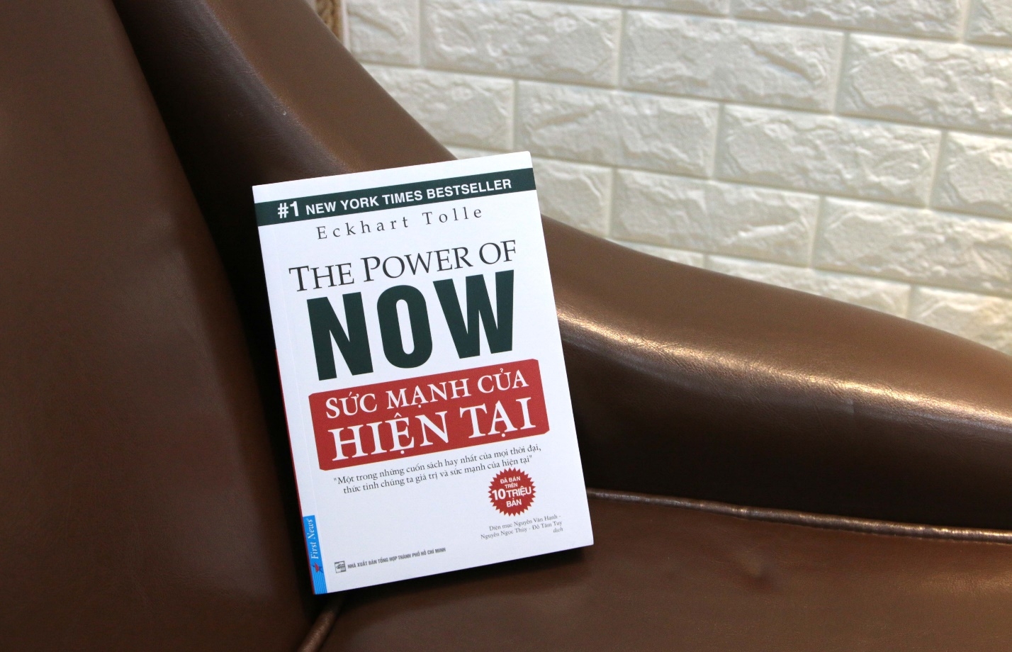 Sức Mạnh Của Hiện Tại - Eckhart Tolle