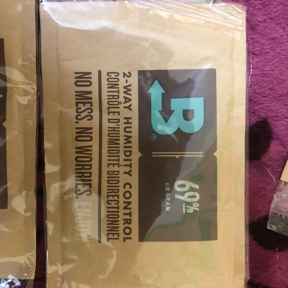 Imported Boveda 62% moisture compensation bag