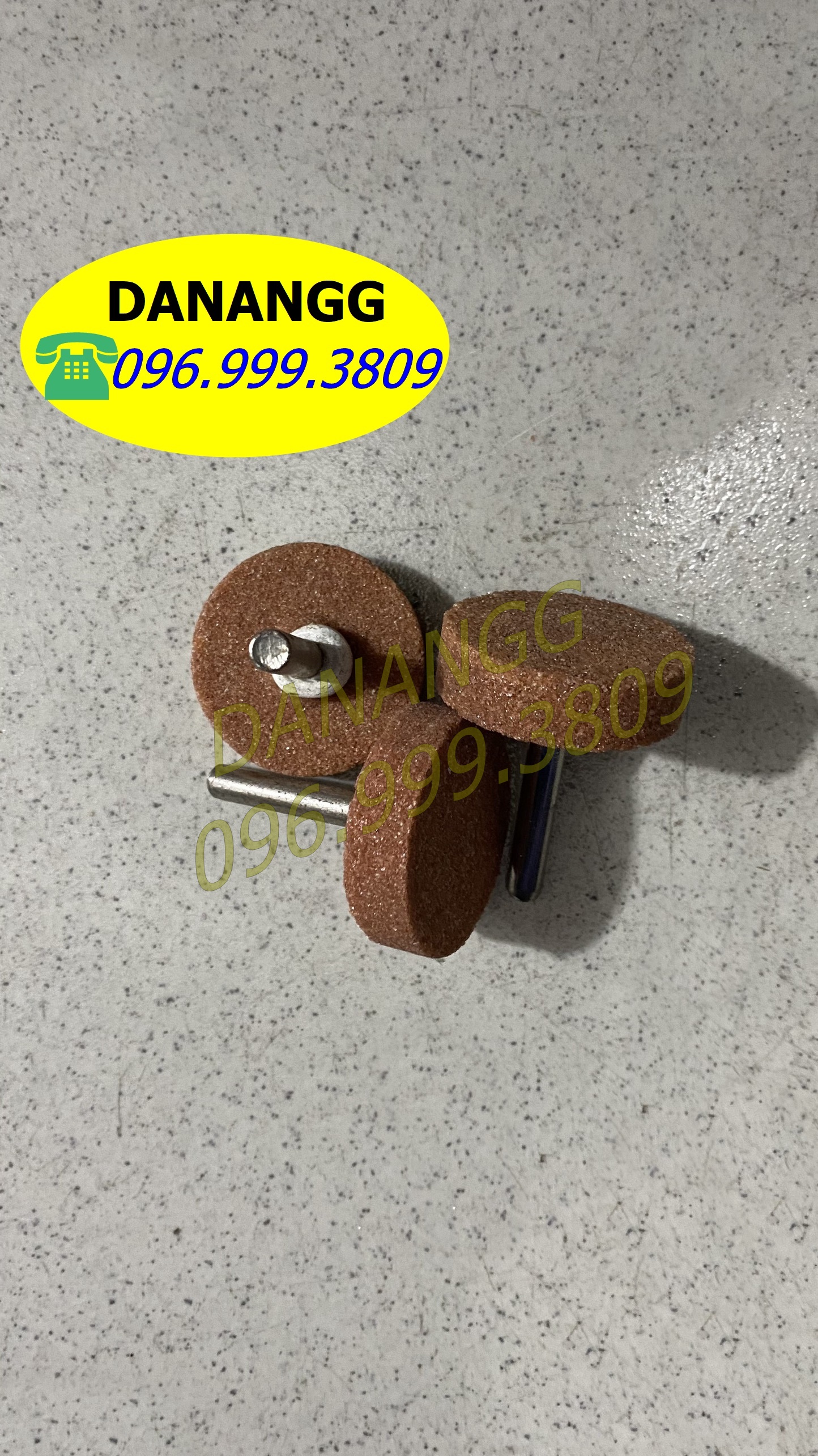 Đá mài đầu dẹp tròn trục 6mm