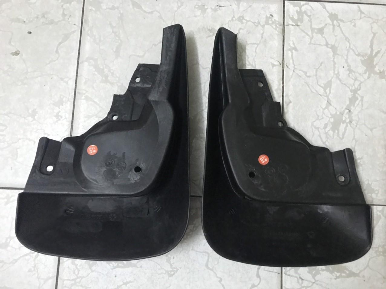 Bộ chắn bùn bánh xe Fiat Albea
