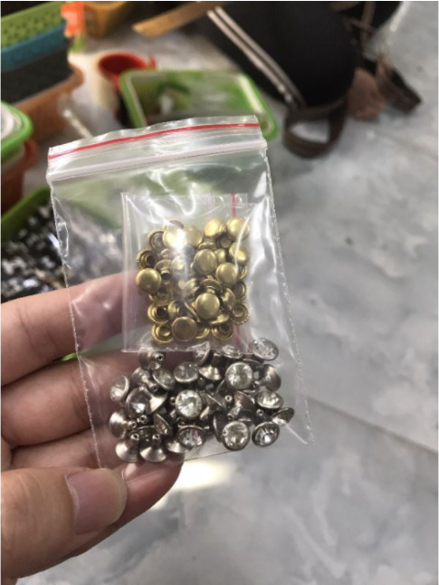Đinh tán đá làm túi xách (20k/10 bộ)