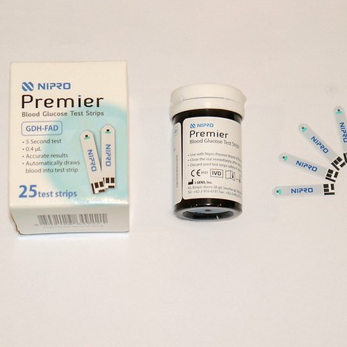 [HCM]Que thử đường huyết Nipro Premier α hộp 25 que