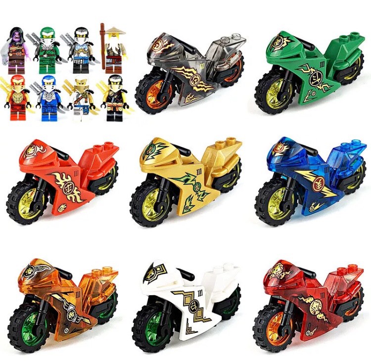 Lego Ninja chạy xe máy