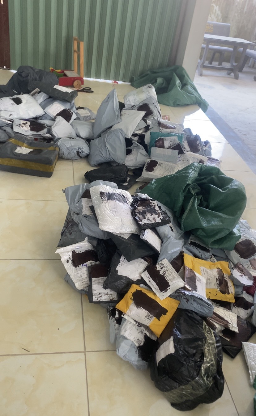 Kiện Hàng Bom 300k