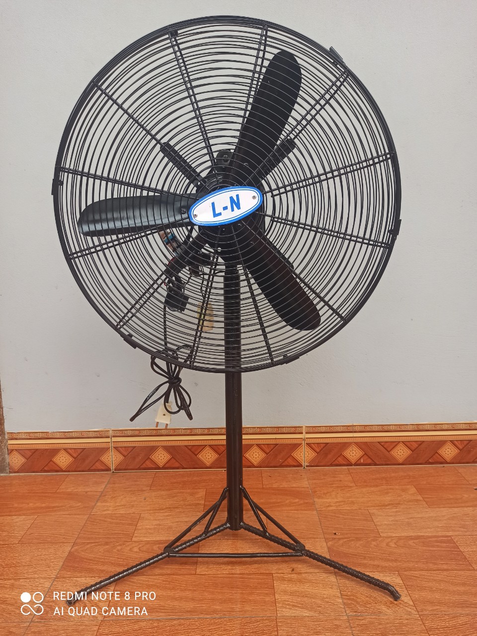 Quạt công nghiệp (sải cánh 60cm)