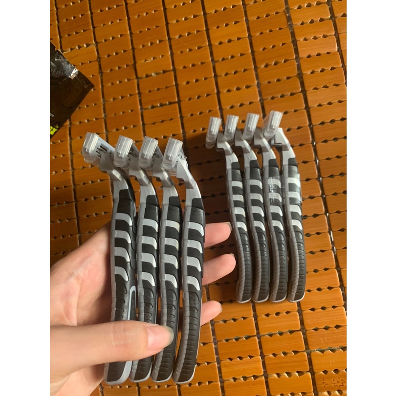 Dao Cạo Râu 3 Lưỡi S Select Nhật Bản (6 Chiếc/Gói)