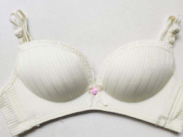 Áo ngực không gọng mút mỏng