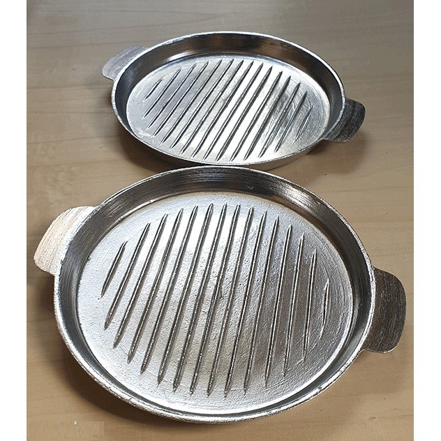 Bộ bếp cồn inox và chảo gang nướng tiện dụng - combo bếp cồn dã ngoại và chảo gang nướng lau chùi vệ sinh dễ dàng