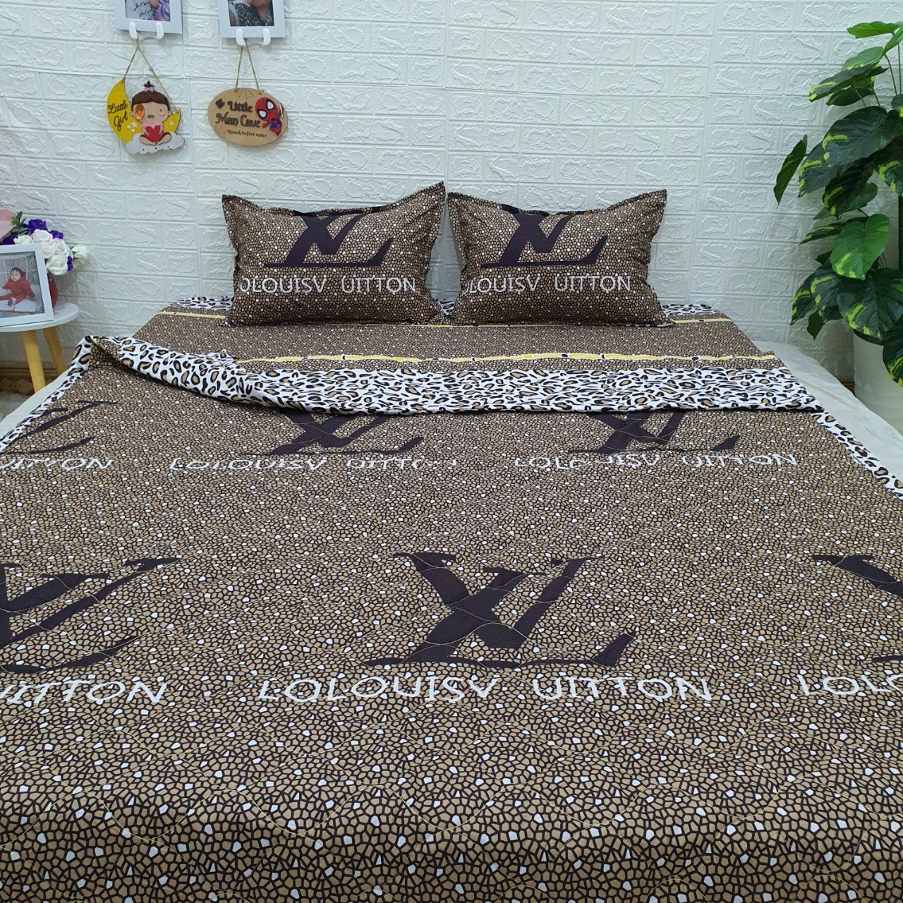 Bộ Chăn Ga Gối Cotton Poly - LV Sao ( 3 Món , 4 Món , 5 Món ) Tiệm Nhà Cá
