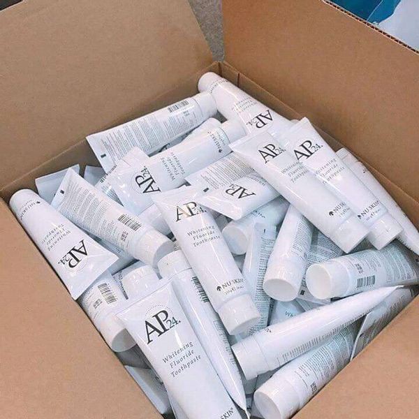Kem đánh răng AP24 uskin Tẩy Ố Vàng - Làm Trắng Răng ( Hàng chuẩn Auth )