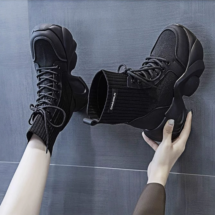Giày Boots đế độn cổ len cao 9cm PB590-4166