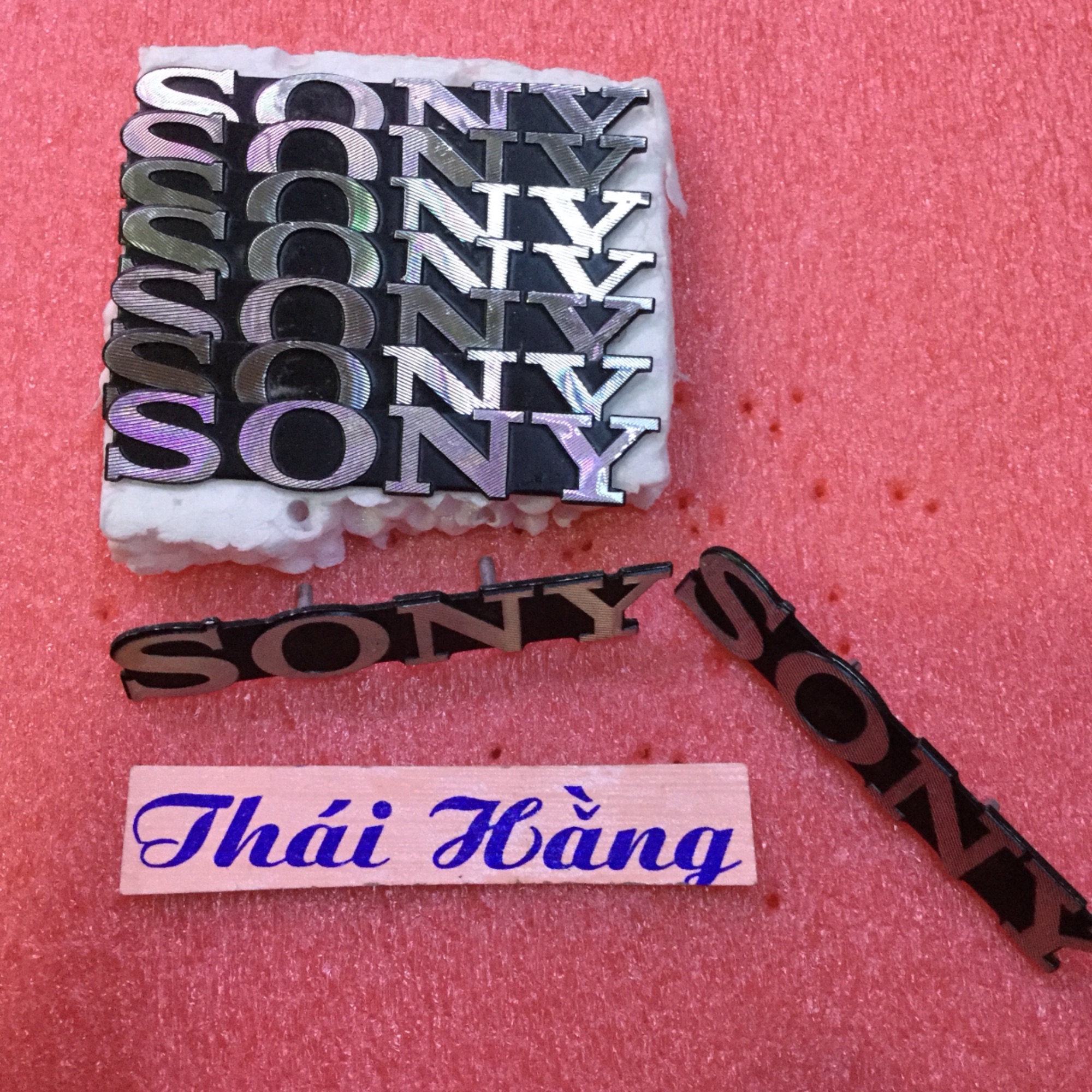 Lô gô chữ SONY giá 2 đôi