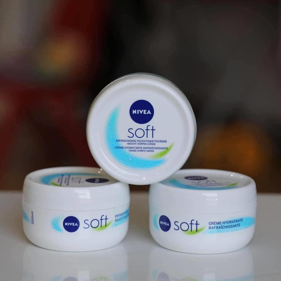 Kem dưỡng da Nivea soft hộp 200ml
