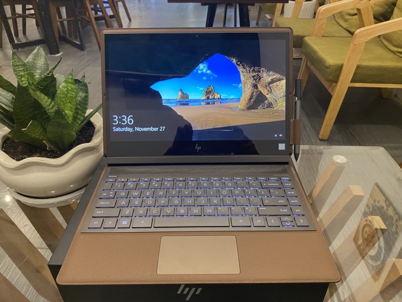Laptop HP SpecTre . Full box