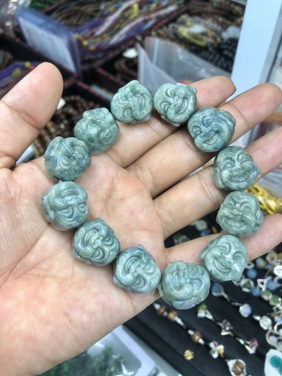 Vòng đeo tay, lắc tay chạm mặt phật Di Lặc phong thủy đá ngọc phỉ thúy