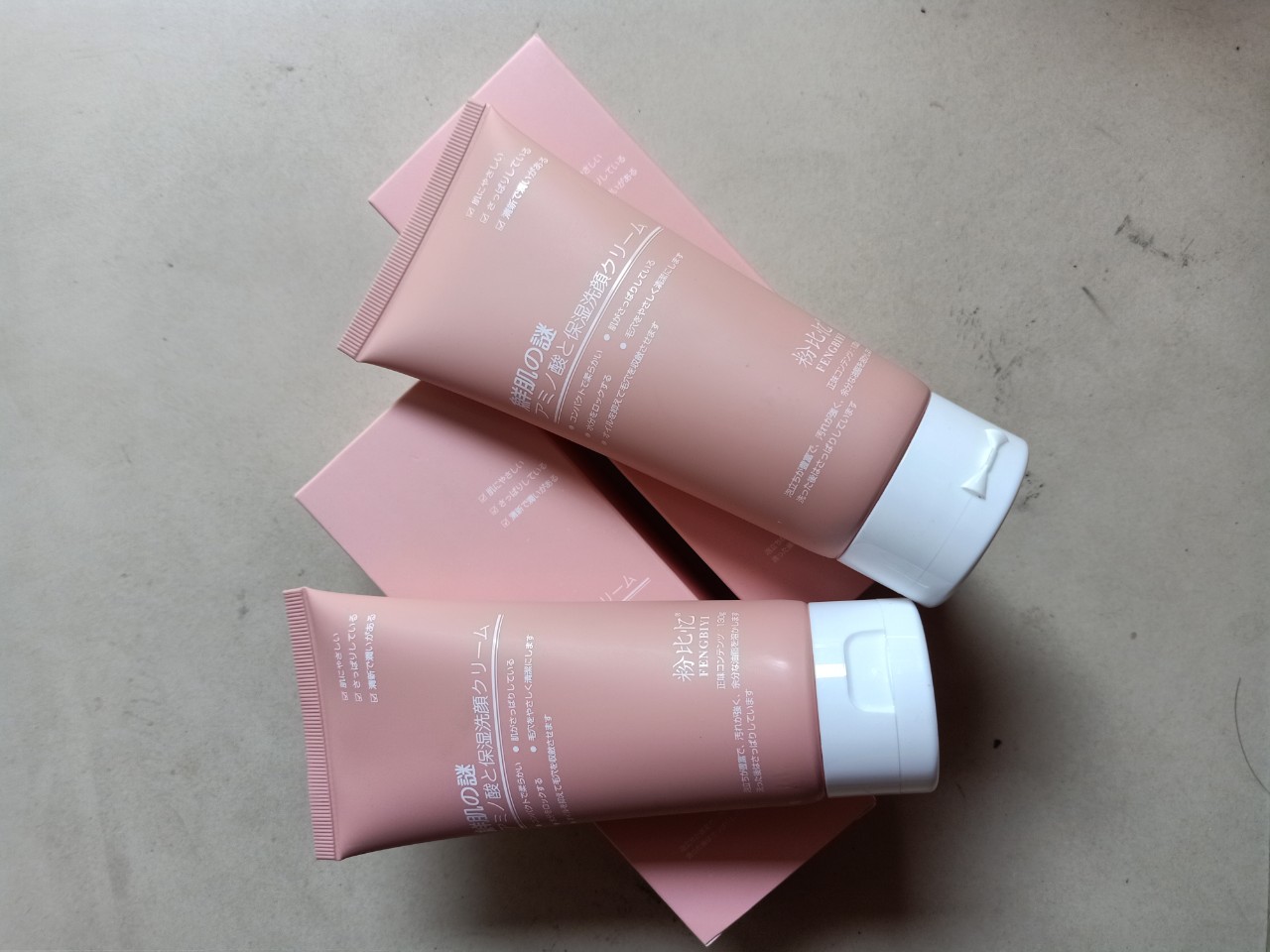 (Free Ship) Sữa Rửa Mặt NHau Thai Cừu Fengbiyi Nhật bản 130g , Trắng Da, Sạch Bụi Bẩn , xóa Thâm Mụn