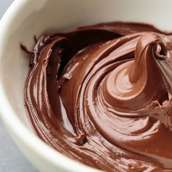 Nutella Cocoa Chestnut Jam 750g - Origin: Germany (Glass Jar) Expiry Date: 12.2026