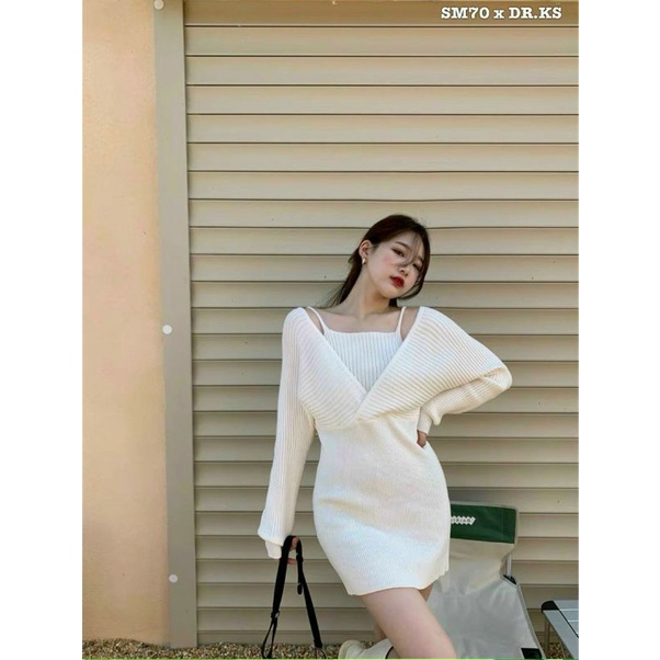 Đầm gân đũa trễ vai cổ V