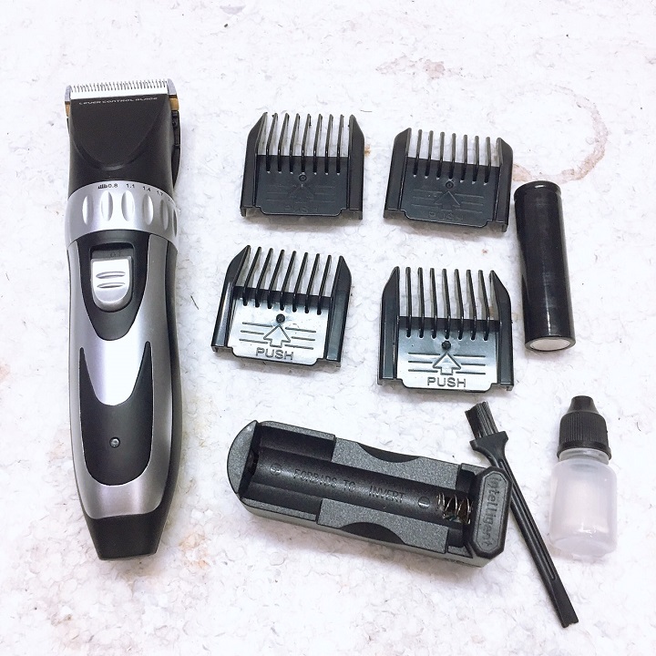 Tông Đơ Cắt Tóc RFCD BES 9700/9600 CÓ PIN DỰ PHÒNG