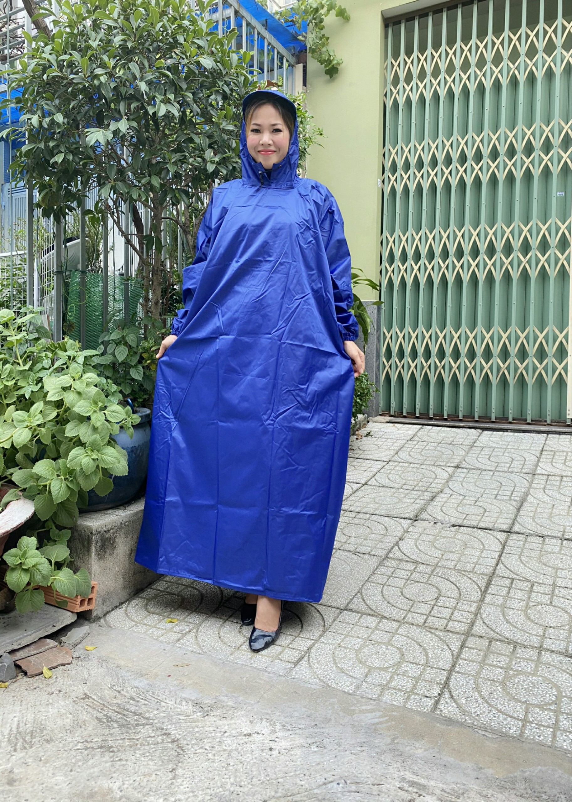 [HCM]Áo mưa bít trùm màu trơn cho nam và nữ