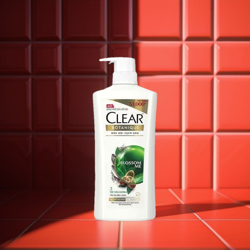 Clear Shampoo Botanique Blossom Me 630g (618ml)