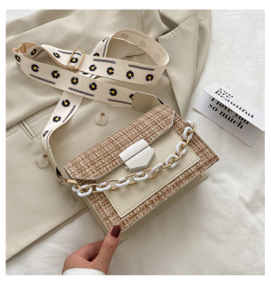 Túi đeo chéo nữ mini phối màu Fashion & Bag 90202 - Túi hộp đeo chéo nữ dây hoạ tiết hoa cúc thời trang thumbnail
