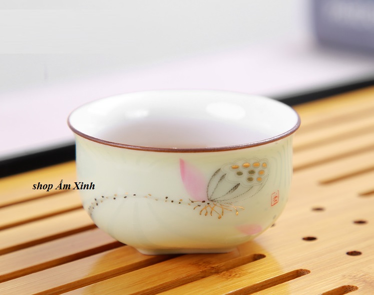 Bộ ấm chén có kèm khay