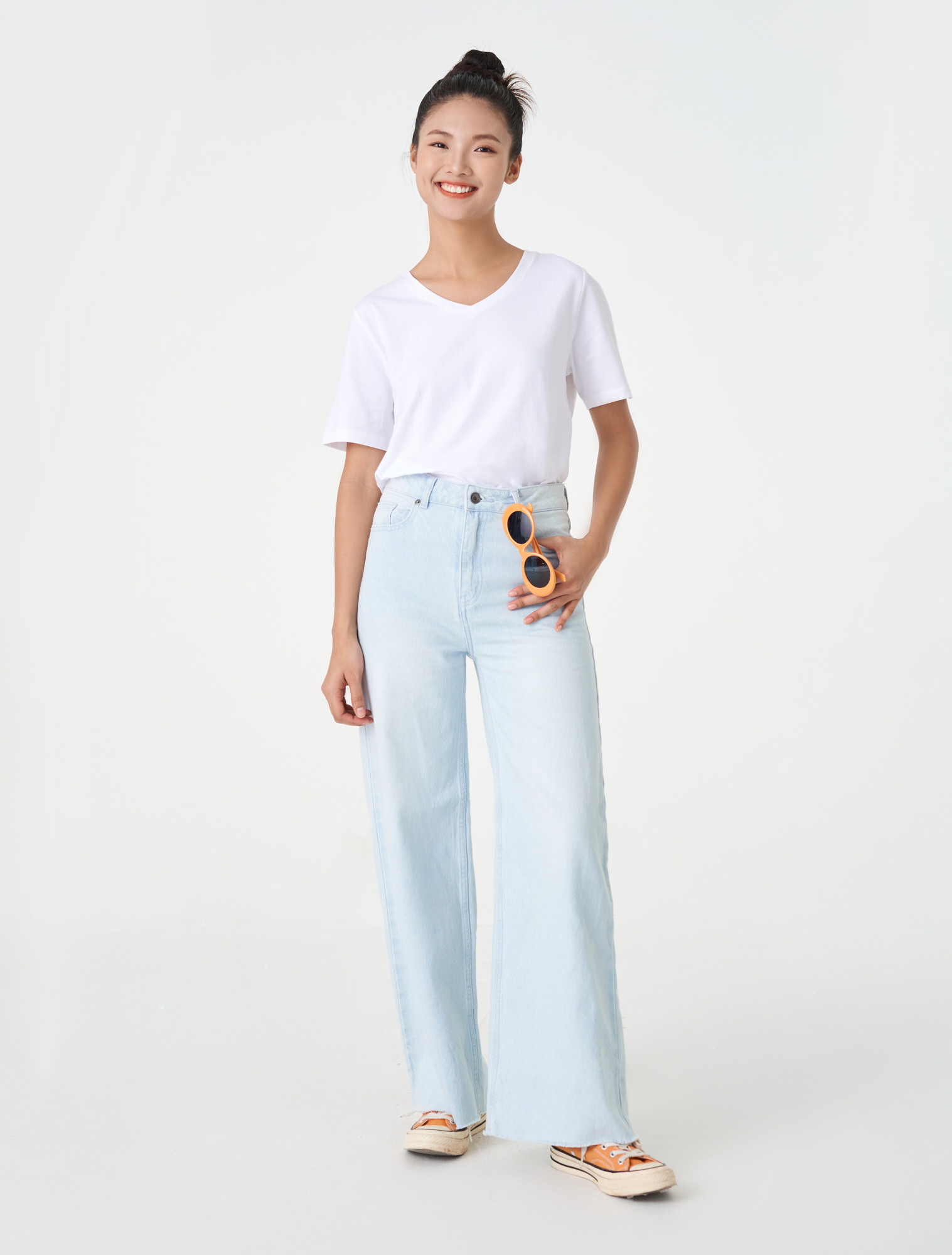 [25-29.4 VOUCHER TỚI 1 TRIỆU] Áo phông nữ CANIFA  cổ tim basic chất liệu cotton spandex 6TS23A008