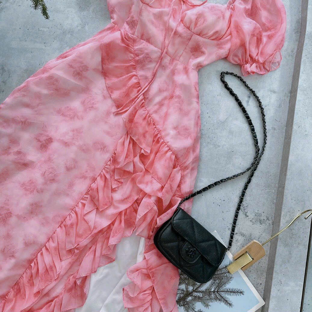 Đầm nữ thời trang mặc đi chơi chất voan hoa tay ngắn khoét cổ cúp ngực có mút váy maxi chéo tà xẻ đùi phong cách