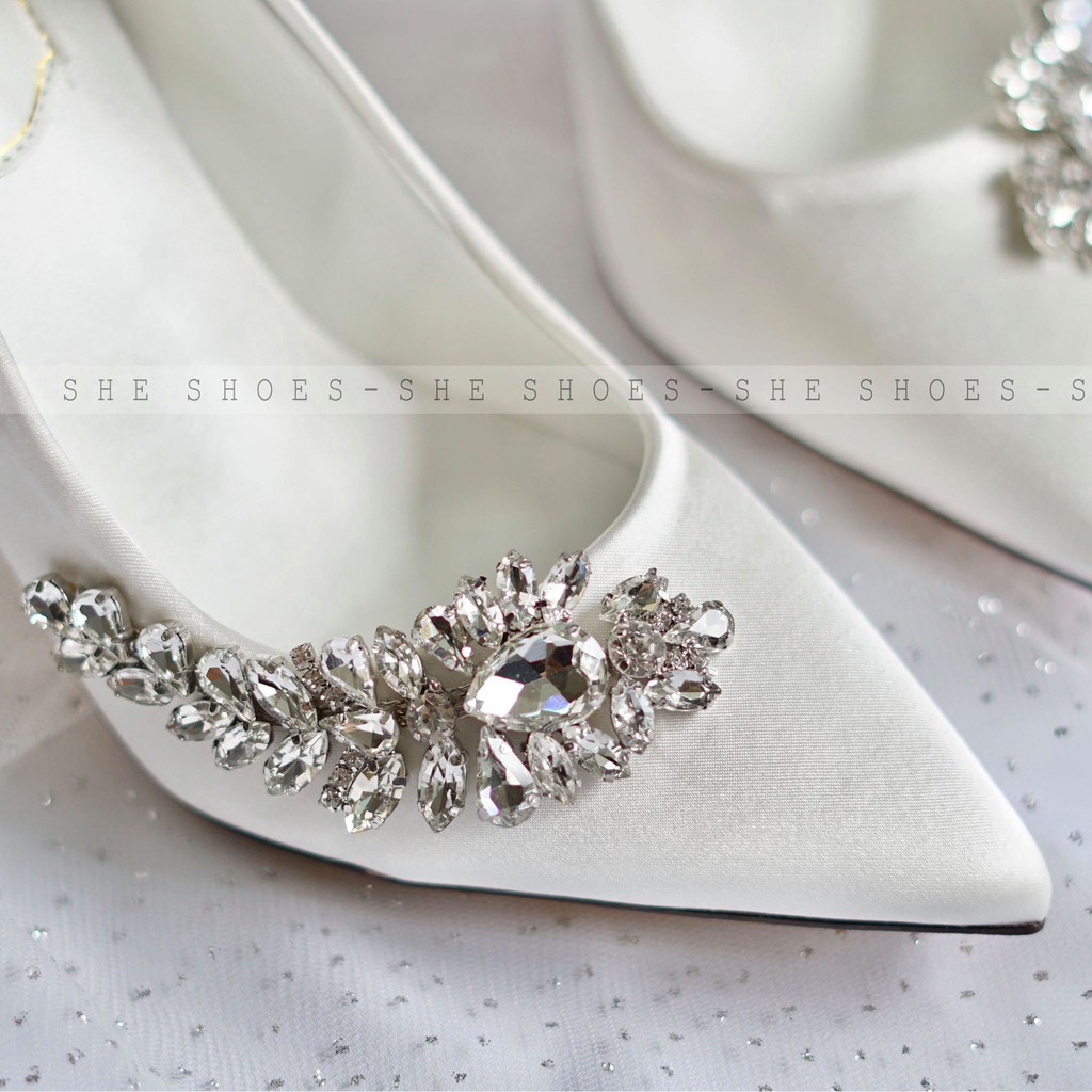 Giày cưới ♥️♥️ Giày cao gót trắng đính đá chiếc lá cao cấp 8p