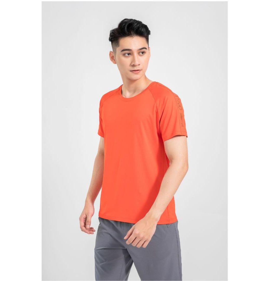 Áo thun nam Aristino phom Regular Fit suông nhẹ, thiết kế cổ tròn basic - ATS027S1