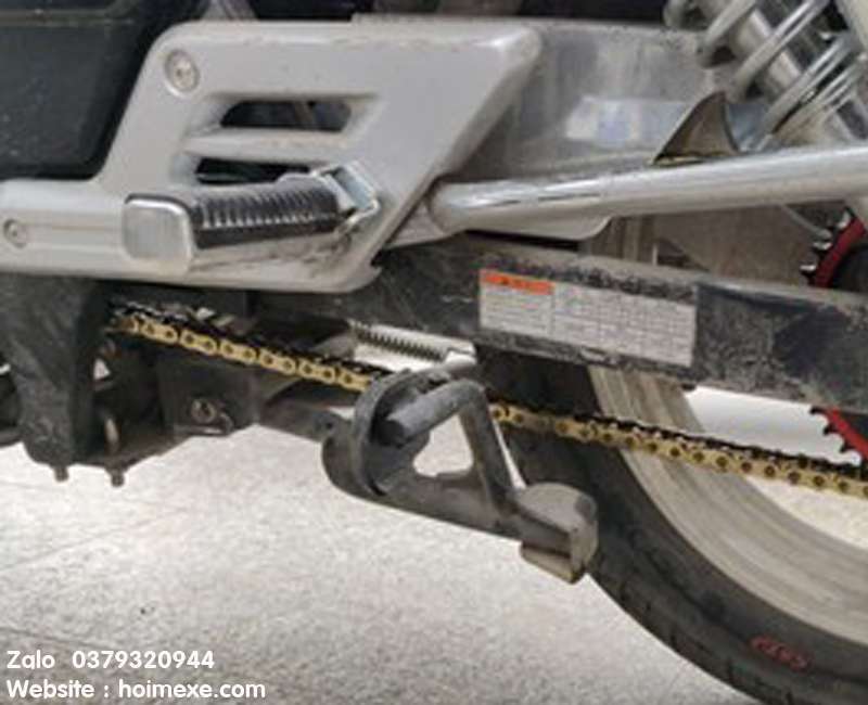 Chân chống đứng Suzuki Gz150a / GZ125