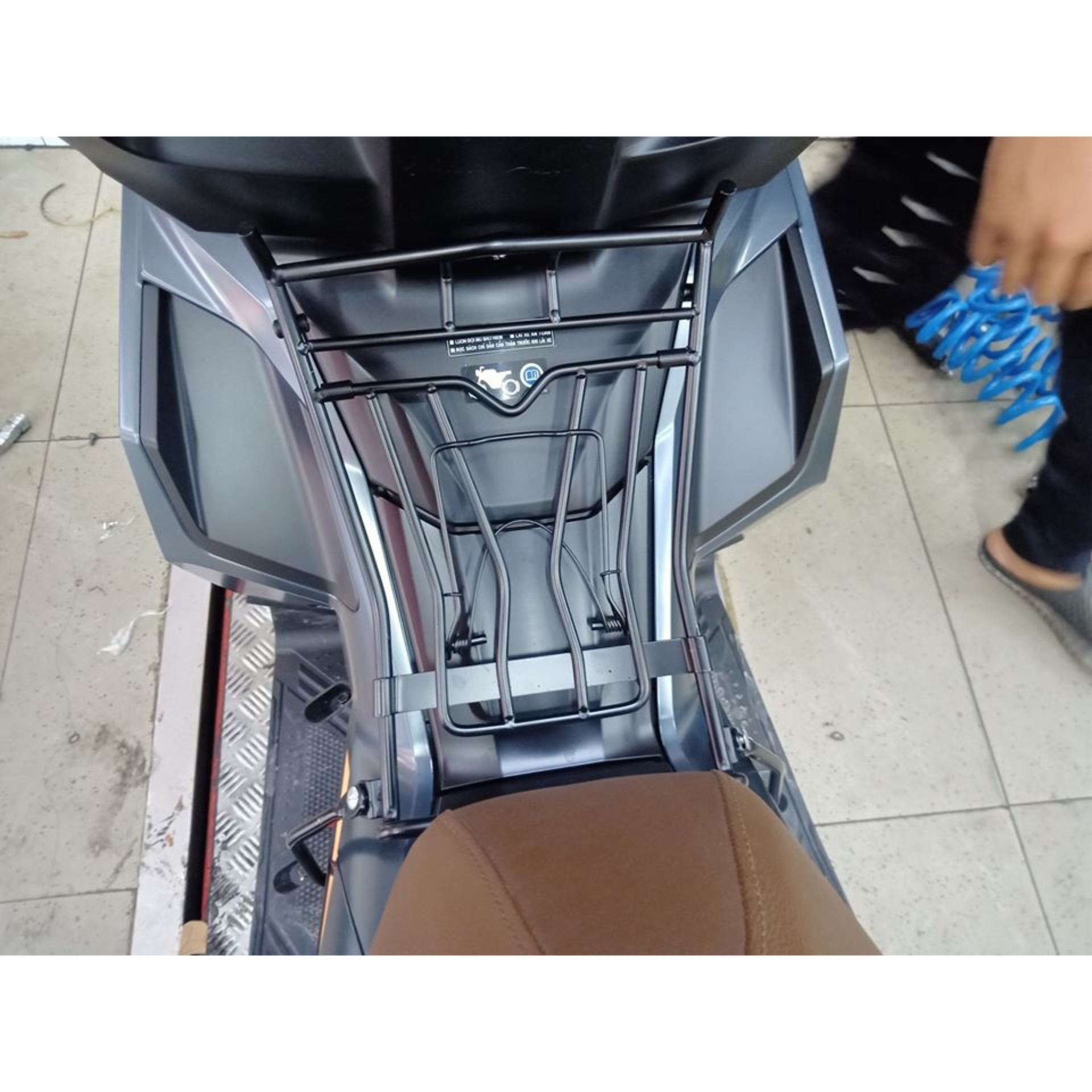 Baga inox 10ly sơn đen tĩnh điện cho AB (070539)
