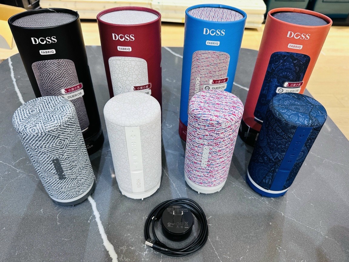 Loa di động Fabriq Riff/FABRIQ Portable ghép nối âm thanh tối đa 10 loa cùng nhau dòng loa không dây thông minh mới nổi trên thị trường Amazon