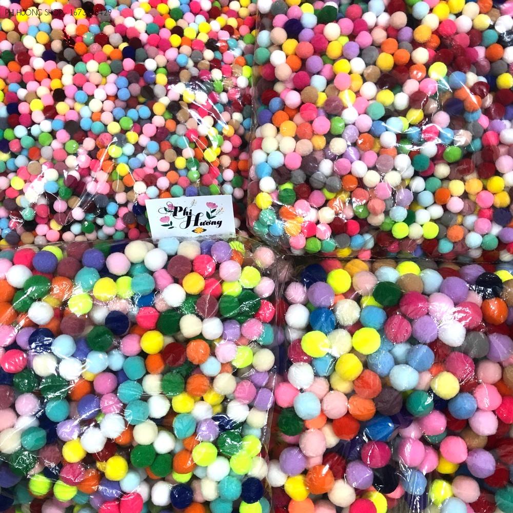 Hạt bông pompom đủ màu nhiều kích cỡ trang trí handmade