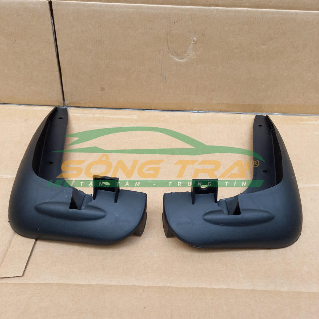 CHẮN BÙN BÁNH TRƯỚC DAEWOO MATIZ 1, 2 (GIÁ 1 CÁI)