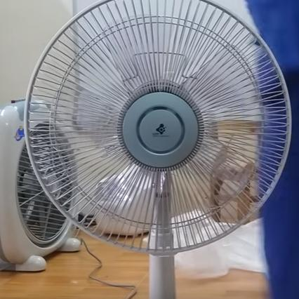 Quạt đứng lửng Panasonic F-307KHB/F-307KHS