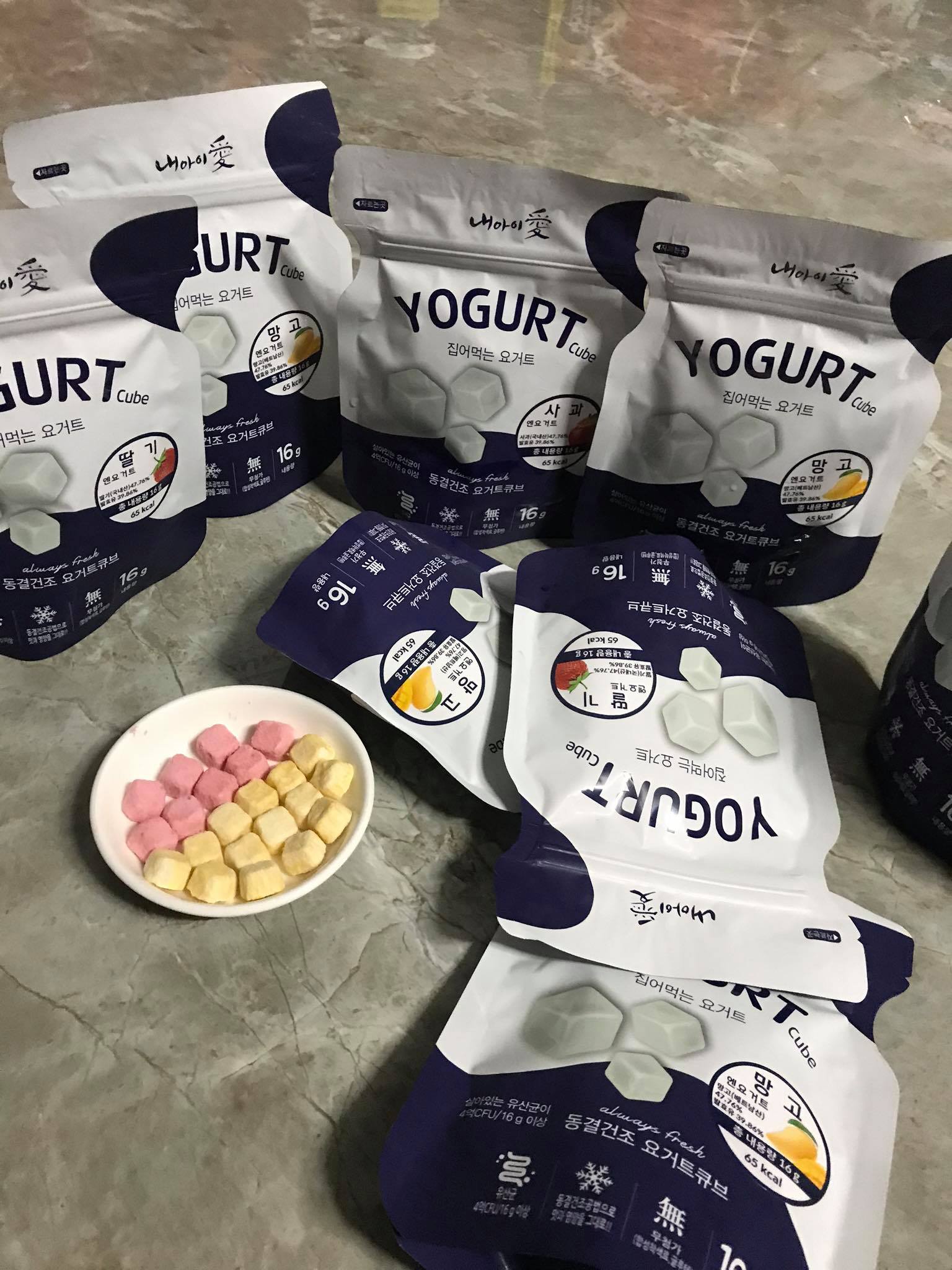 Sữa chua khô hoa quả sấy lạnh