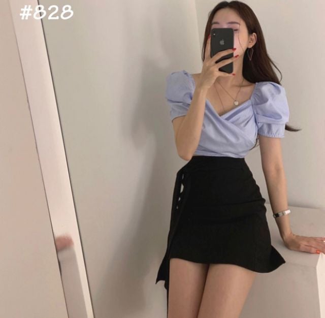 [HCM]Áo croptop tay phồng đắp chéo có 3 màu