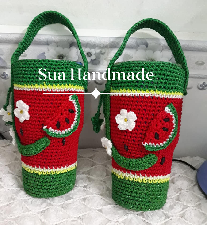 Túi đựng ly giữ nhiệt handmade hình hấu (không bao gồm ly)