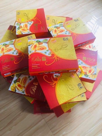 Bánh pía 8 trứng đặc biệt