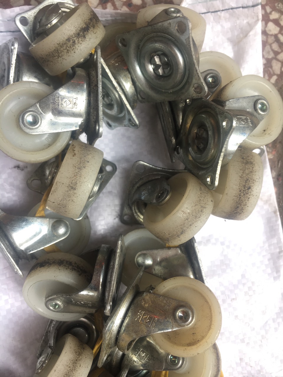 Bộ 4 bánh xe đẩy 4cm hàng nội địa nhật BX