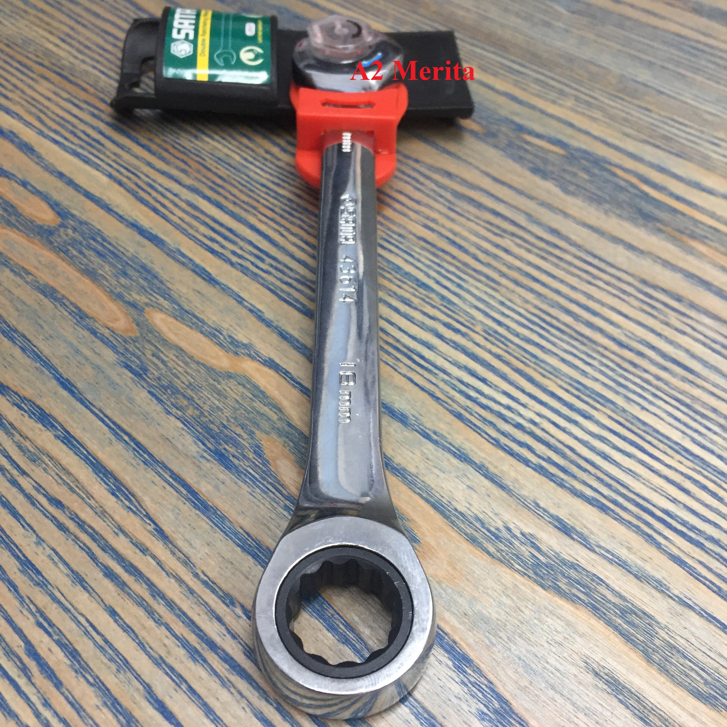 Cờ lê vòng miệng tự động 18mm Sata 43614
