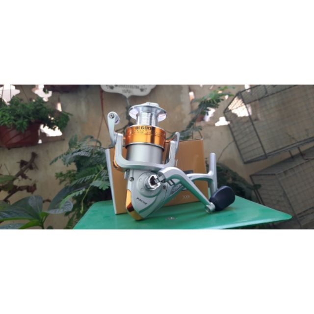 Máy câu yomoshi BL 3000 - 7000