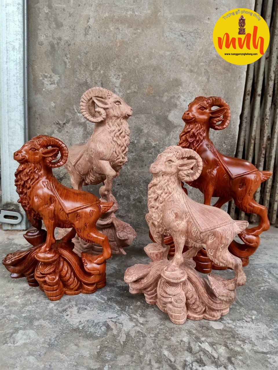 Tượng Gỗ Điêu Khắc Con Dê Tài Lộc