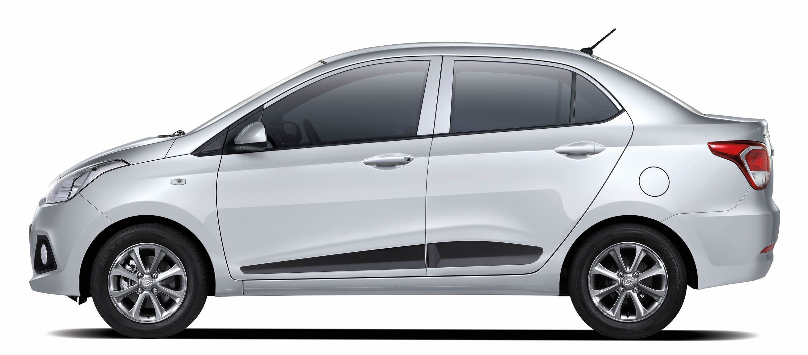 Củ đấm số đen Hyundai I10 Grand