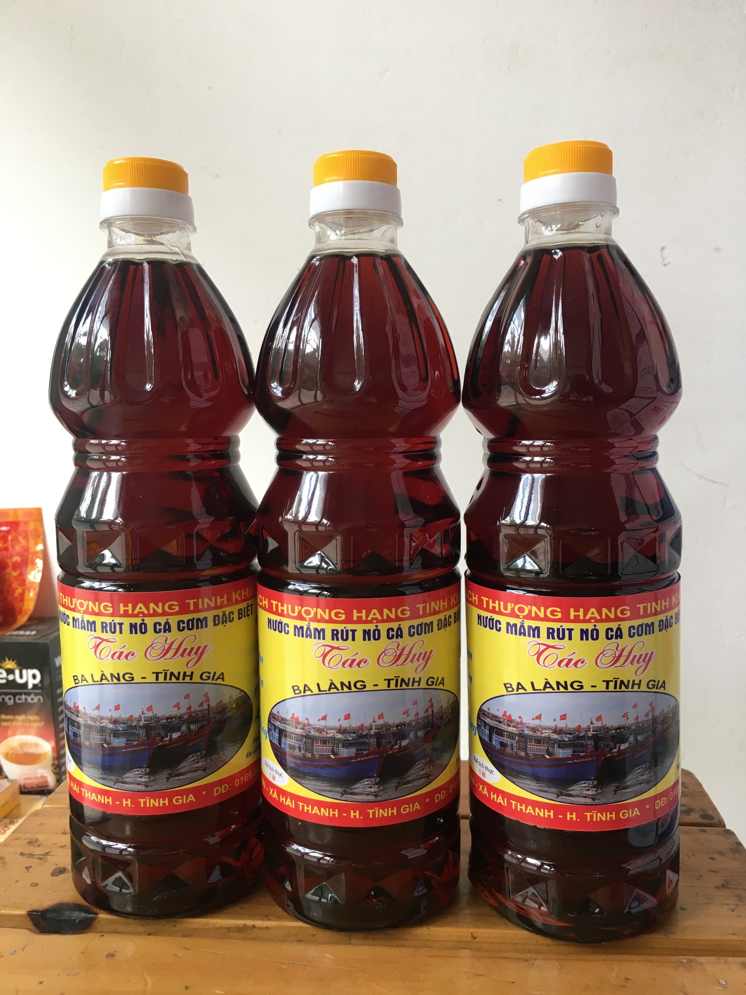 Nước mắm cốt rút nỏ cá cơm Ba Làng - Thanh Hóa (chai 1l)